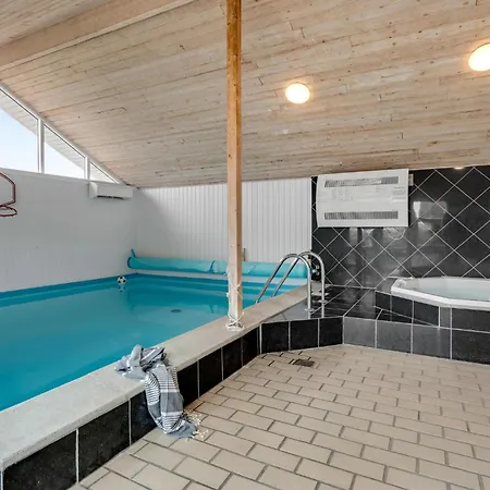 Gorgeous In Ringkobing With Kitchen Søndervig