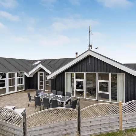 Gorgeous In Ringkobing With Kitchen Hébergement de vacances *