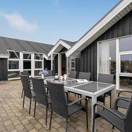 Gorgeous In Ringkobing With Kitchen Holiday home